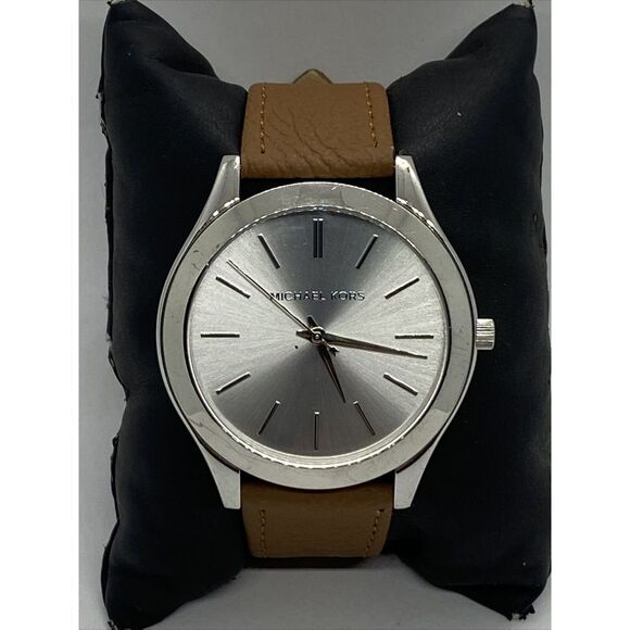 Michael Kors Runway MK-3178 Women's Brown Leather Analog Silver Dial Watch EY103 - Picture 3 of 12